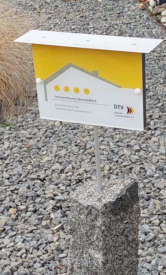 Ferienwohnung Odenwaldblick Momlingen エクステリア 写真